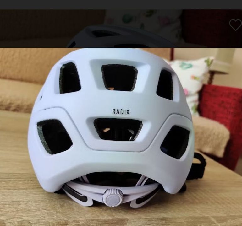 Used Giro Helmet 2025 bike — image 5 of 5