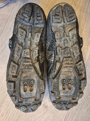 Used Fizik Talla 44, cierre por carraca y velcros. Suela 100% carbono 2015 bike — image 2 of 2