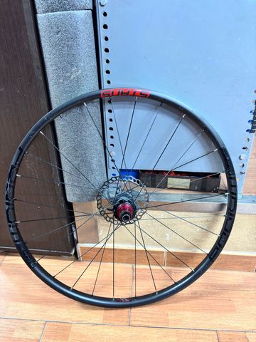 Gebrauchtes Stans Notubes Llantas Stans Podium SRD carbono 2020 Wheels