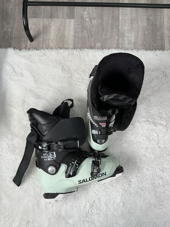 Used Salomon QST ACCESS R70 2024 Skiing & Skitouring