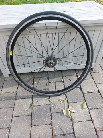 Mavic Aksium Elite UST Wheelset 2019 bike d'occasion — image 2 sur 5