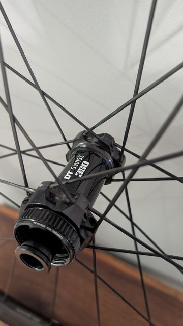 Used Roval Alpinist 700c Wheelset bike — image 2 of 6