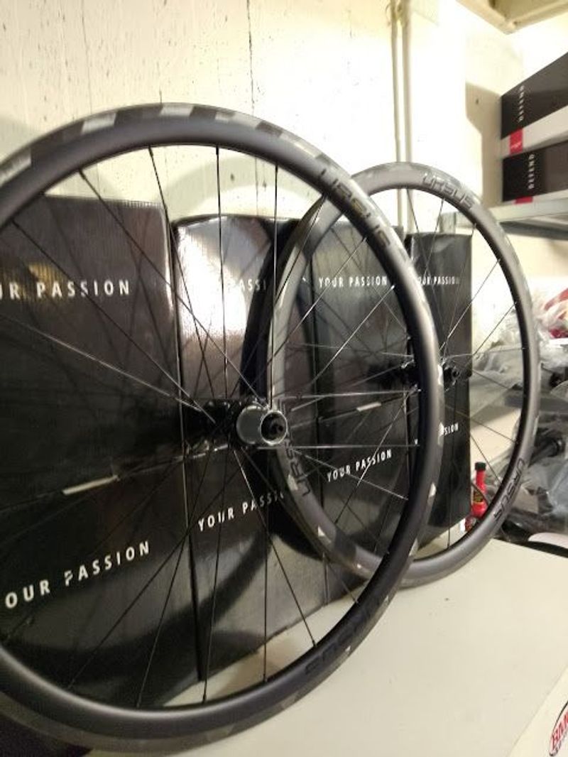 Brugt URSUS Miura TS37 Tubular Wheelset Wheels