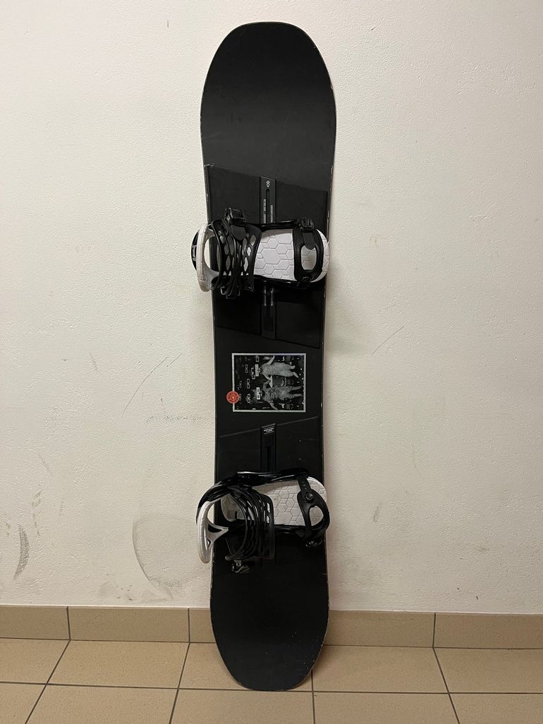 Used Burton Planche avec fixation 2023 bike — image 1 of 5