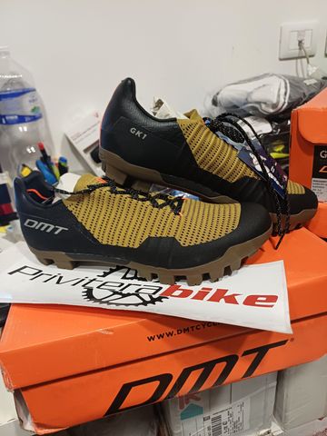 Dmt SCARPE GRAVEL GK1 42 - M001022GK1-A-0041-42 2024 Cycling Shoes usato