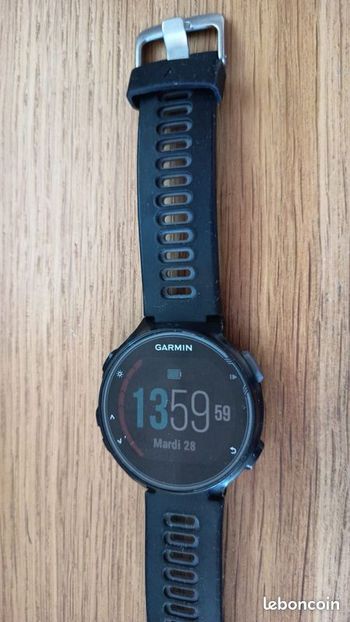 Used Garmin 735 XT Sport Watch Electronics