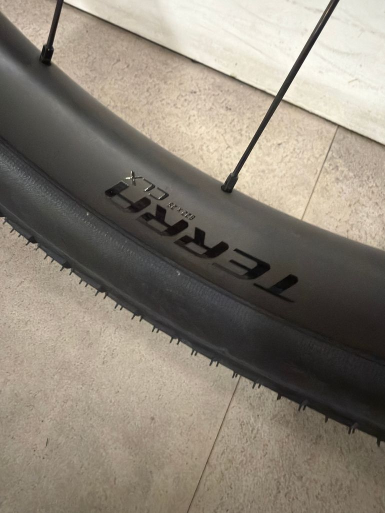 Brugt Roval Terra CL II 700c Wheelset 2025 bike — billede 6 af 9