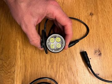 Brugt Magic Shine Akku-Lampe 2012 bike — billede 3 af 4