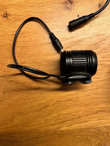 Brugt Magic Shine Akku-Lampe 2012 bike — billede 2 af 4