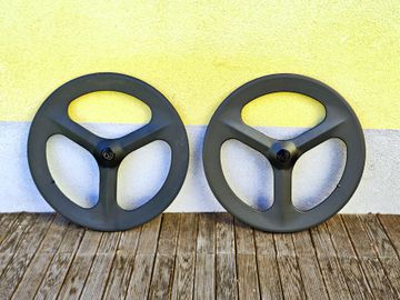 SuperTeam Trispoke Carbon DISC Wheelset Road / Timetrail 2024 Wheels d'occasion