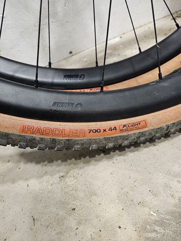 Käytetty Wtb Raddler 700x44 Tyres & Tubes