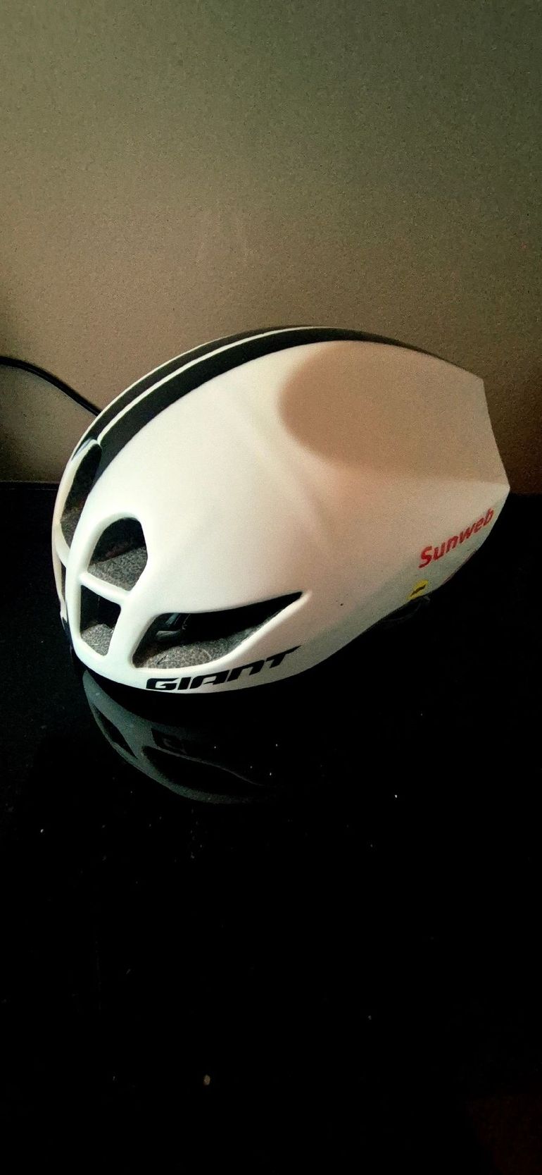 Used Giant Casco Giant 2023 bike — image 2 of 4