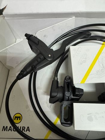 Used Magura système de frein patins hydrauliques magura hs11 2025 bike — image 2 of 3
