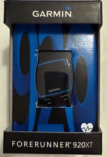 Used Garmin GPS Forerunner 920xt 2014 Electronics