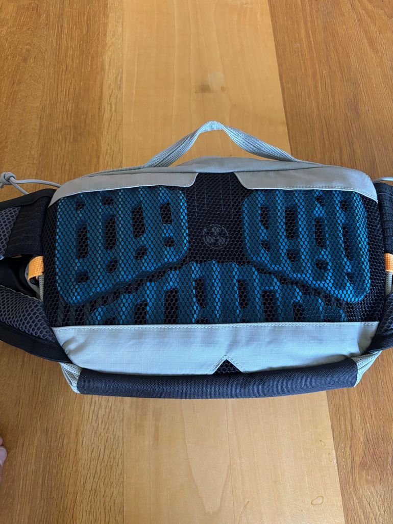 Used EVOC Hip Pack 2024 bike — image 5 of 5