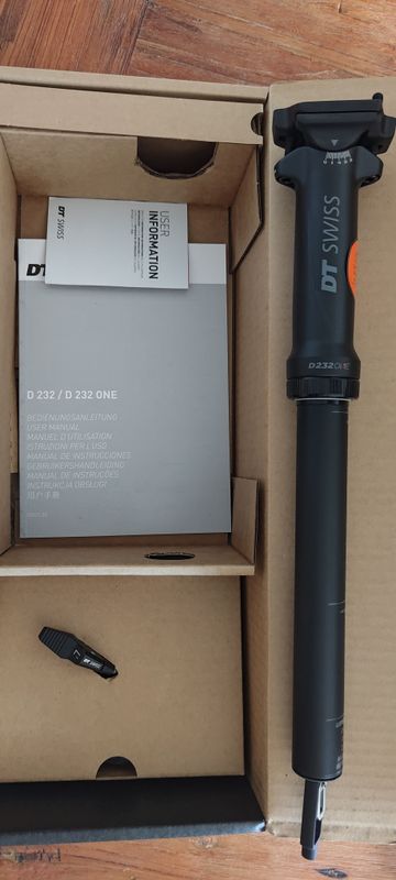 Gebrauchtes Dt Swiss Gravel Sattelstütze D232 One Carbon 27.2x400 Saddles & Seatposts