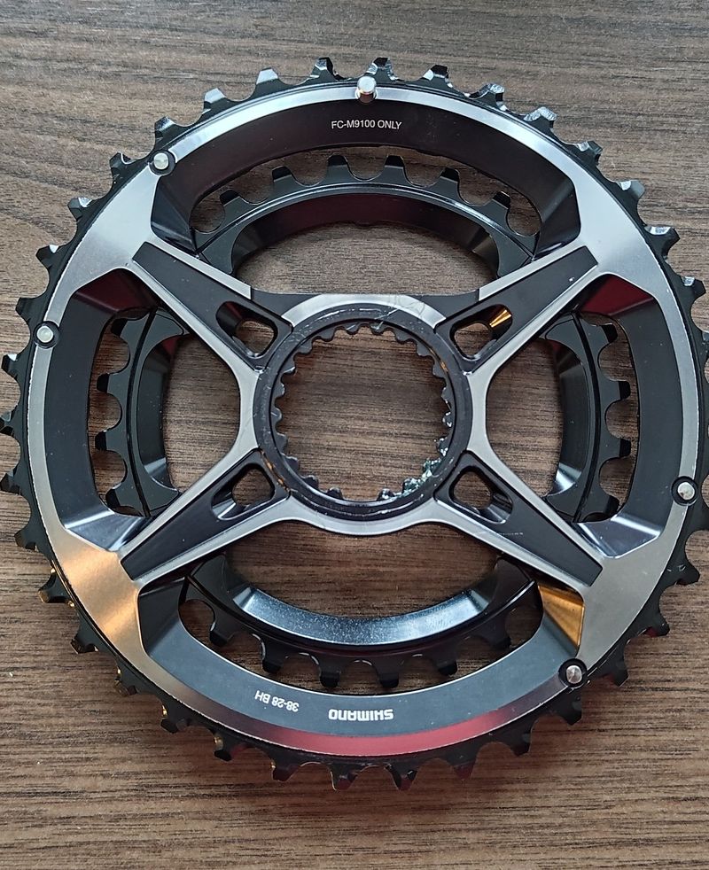 Używany Shimano XTR Chainrings 38-28 Direct Mount Drivetrain & Pedals