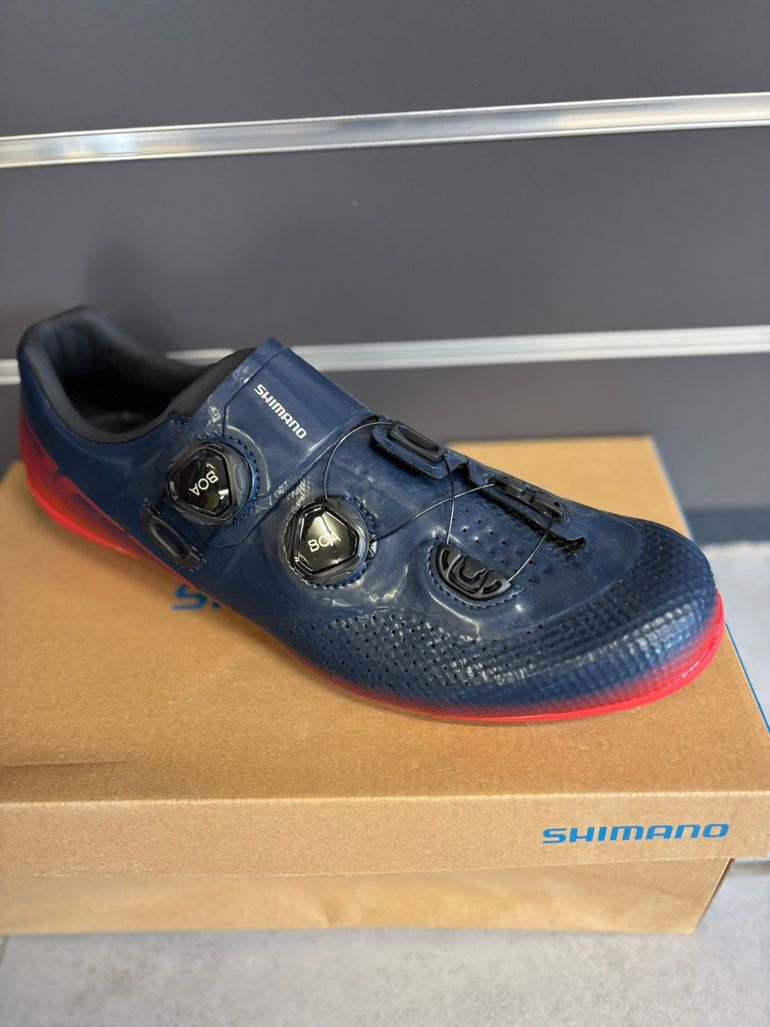 Used Shimano RC702 Road Cycling Shoes 2024 bike — image 1 of 2