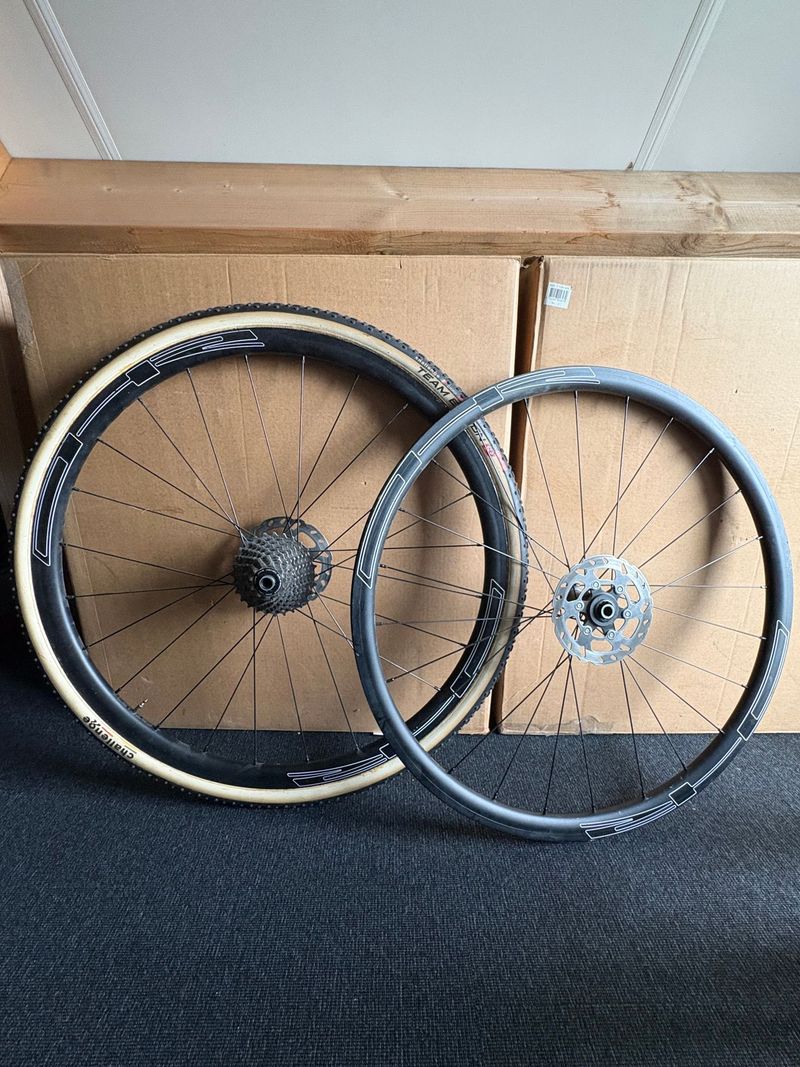 Gebrauchtes OHR wielen aluminium voor tubes Wheels