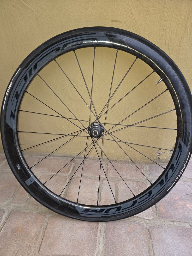 Używany Fulcrum Vendo ruota posteriore Fulcrom Wind 40 db con corpetto shimano 11/12 v 2022 Wheels