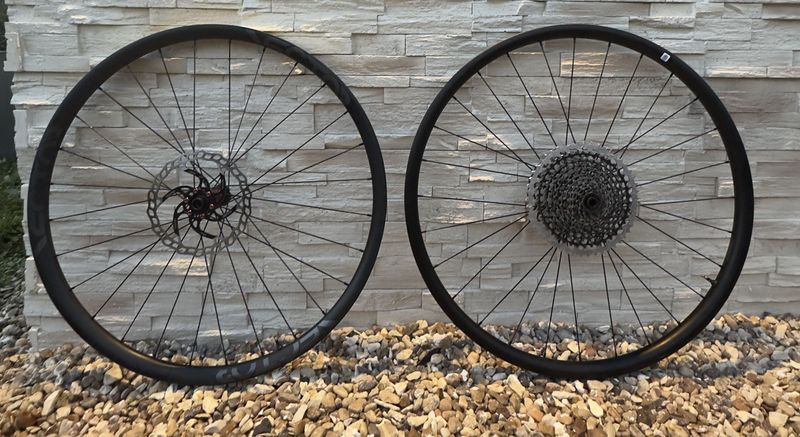 Gebrauchtes Roval Roues carbone 29 pouces bike — Bild 1 von 7
