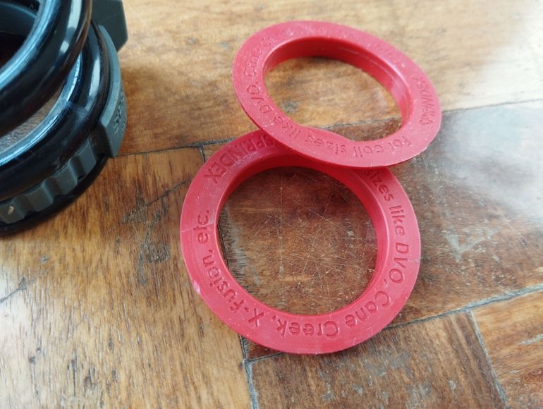 Used Sprindex Sprindex Adjustable Rate Coil Spring 55mm 2.2" stroke 550/610lbs 2023 bike — image 2 of 3
