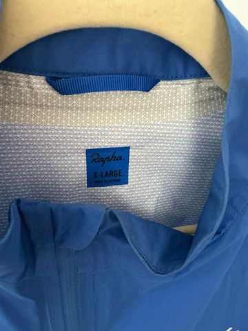 Used Rapha Core Rain Jacket 2024 bike — image 3 of 7