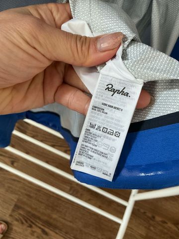 Used Rapha Core Rain Jacket 2024 bike — image 6 of 7