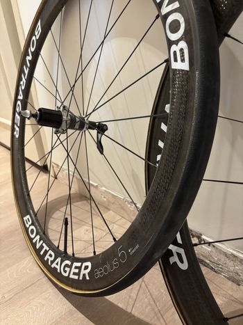 Brugt Bontrager Aeolus 5 2017 bike — billede 5 af 9