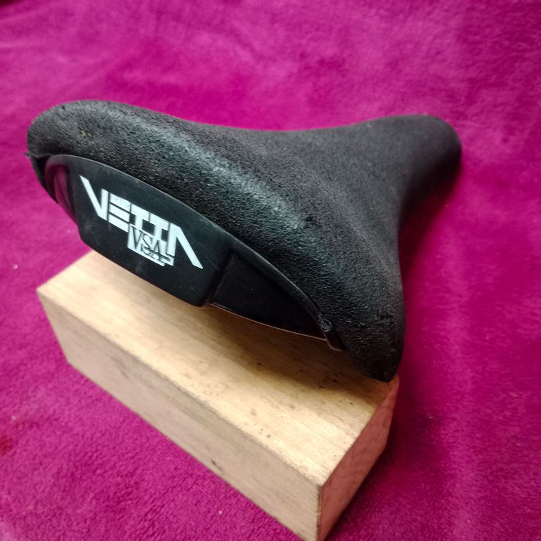 Used Selle Italia Vetta VSA Tessuto Saddle bike — image 7 of 7