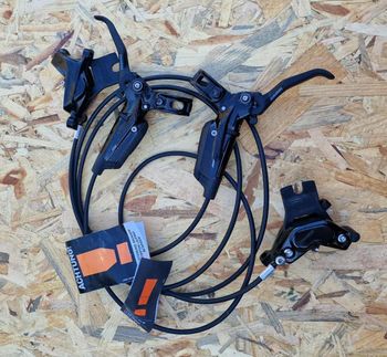 Sram, New  code Rsc rear and front