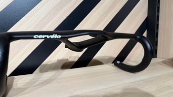 Used Cervelo HB19 Carbon One Piece Handlebar 80mm Stem 36/40cm Width 2025 bike — image 2 of 4