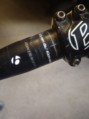 Used Bontrager stem and hadlebar 2023 bike — image 9 of 10