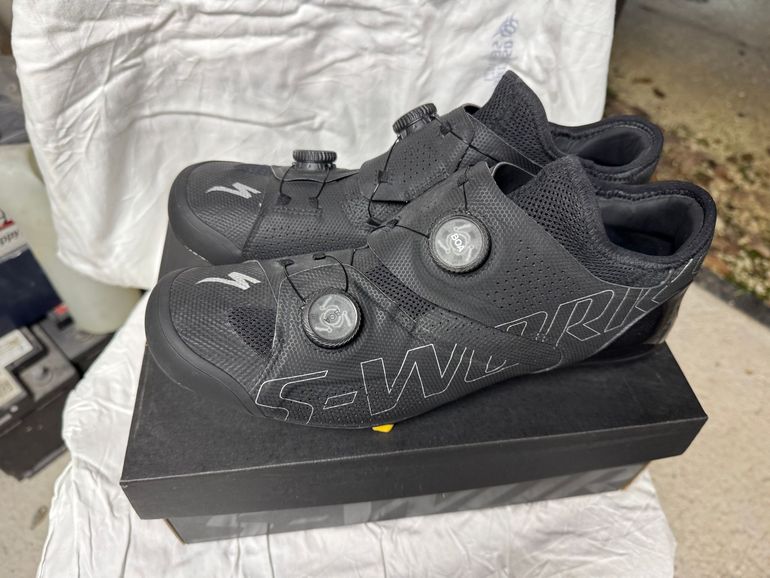 Specialized s-works ares 2024