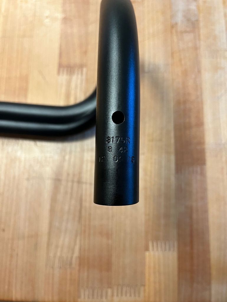 Service Course Sl80 En Aluminium Zipp 44 Cm C-c Court Et Peu Profond 31,8 Mm Noir Sur Noir 2021