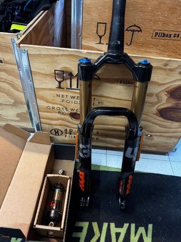 Fox Forcella 34 Float Factory Kashima 27, 5” Fork d'occasion
