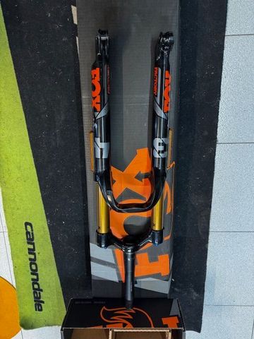 Brugt Fox Forcella Fox 34 Float Factory Kashima 27, 5” bike — billede 2 af 3