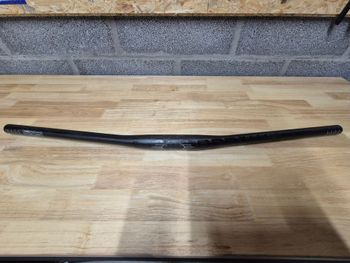 Truvativ, cintre carbon plat trutativ atmos 7K