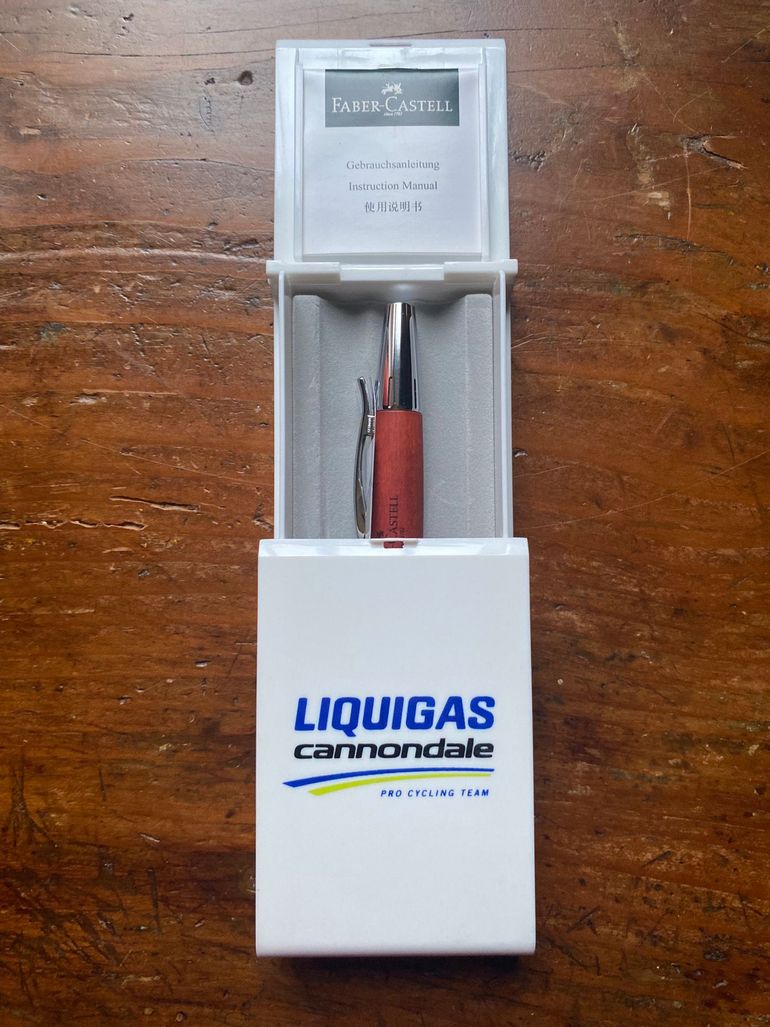 Used Liquigas Penna Ufficiale Liquigas 2013 2013 bike — image 2 of 9