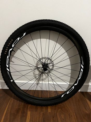 Used Roval roval control sl 2024 bike — image 1 of 9