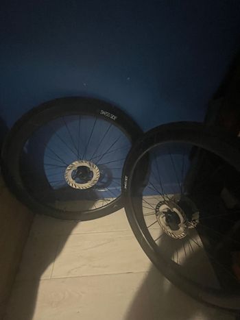 Swiss Side, hadron 470 casette shimano 105 di2
