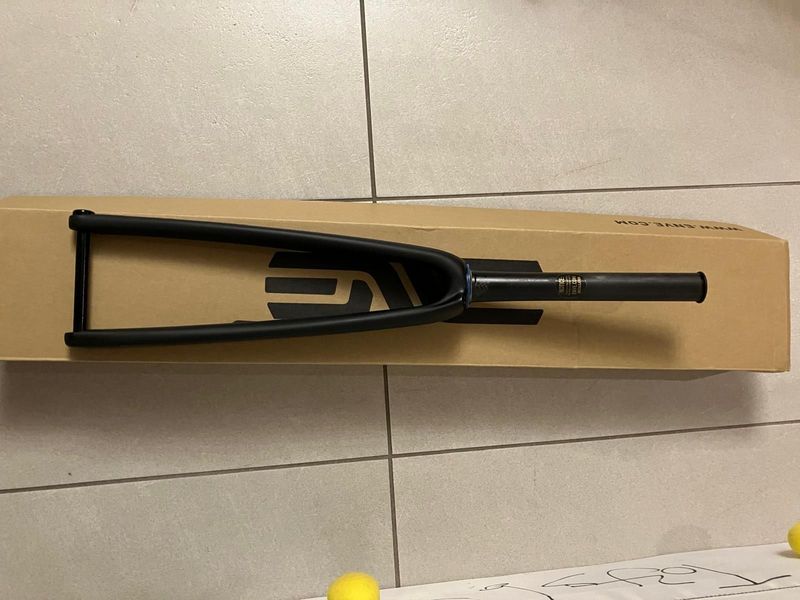 Enve Road 2.0 disc bike d'occasion — image 1 sur 9