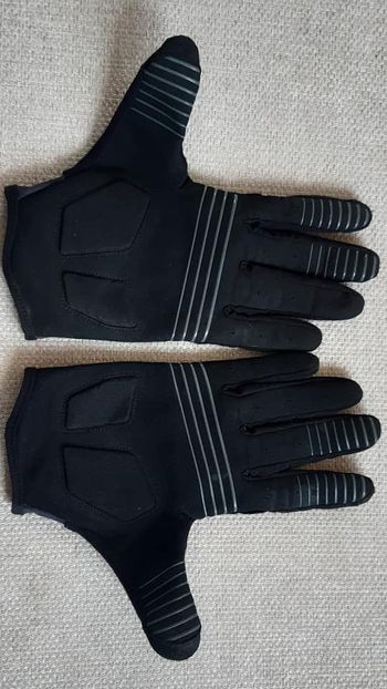 Used Ion Traze Gloves bike — image 3 of 4