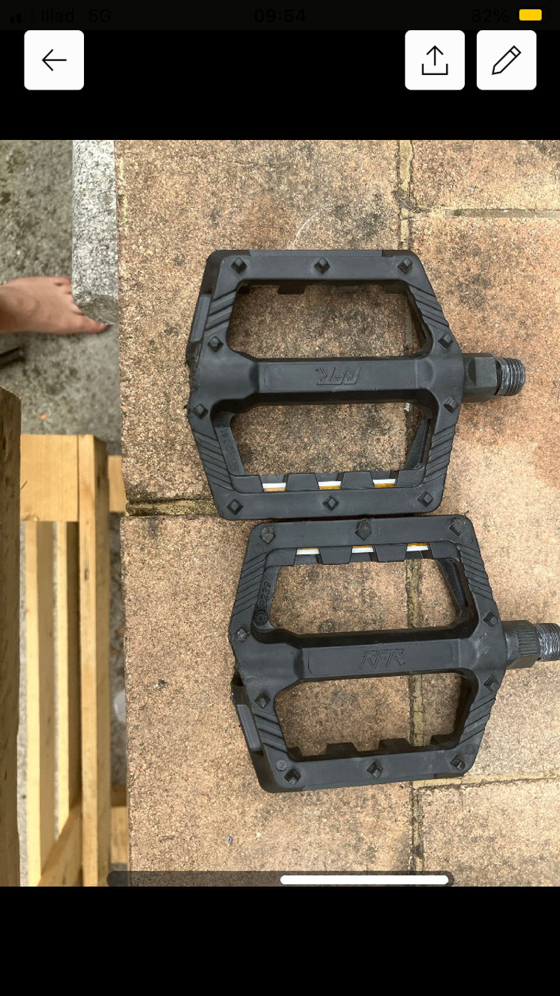rft copia pedali in plastica 2020 Drivetrain & Pedals usato