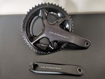 Shimano, Guarnitura Ultegra FC-R8100