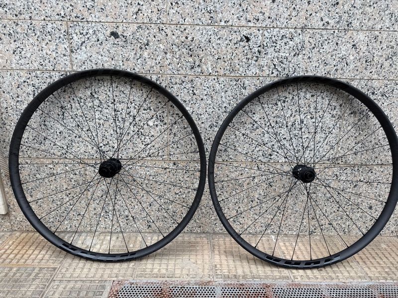 Used Nuha Dt Swiss 350 Gravel 2025 Wheels