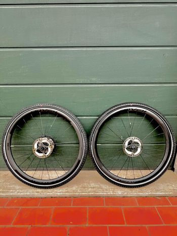 Used Roval Alpinist CL bike — image 1 of 8