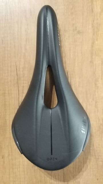 Fizik Aliante R3 2024 Saddles & Seatposts d'occasion