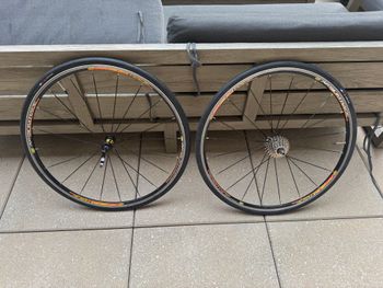Used Mavic Aksium Race 2016 bike — image 1 of 6