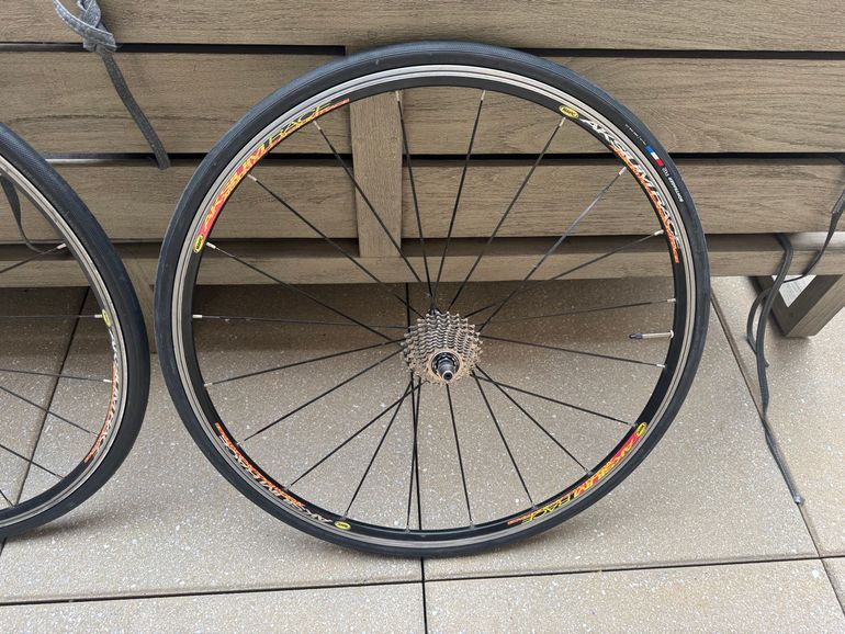 Used Mavic Aksium Race 2016 bike — image 3 of 6